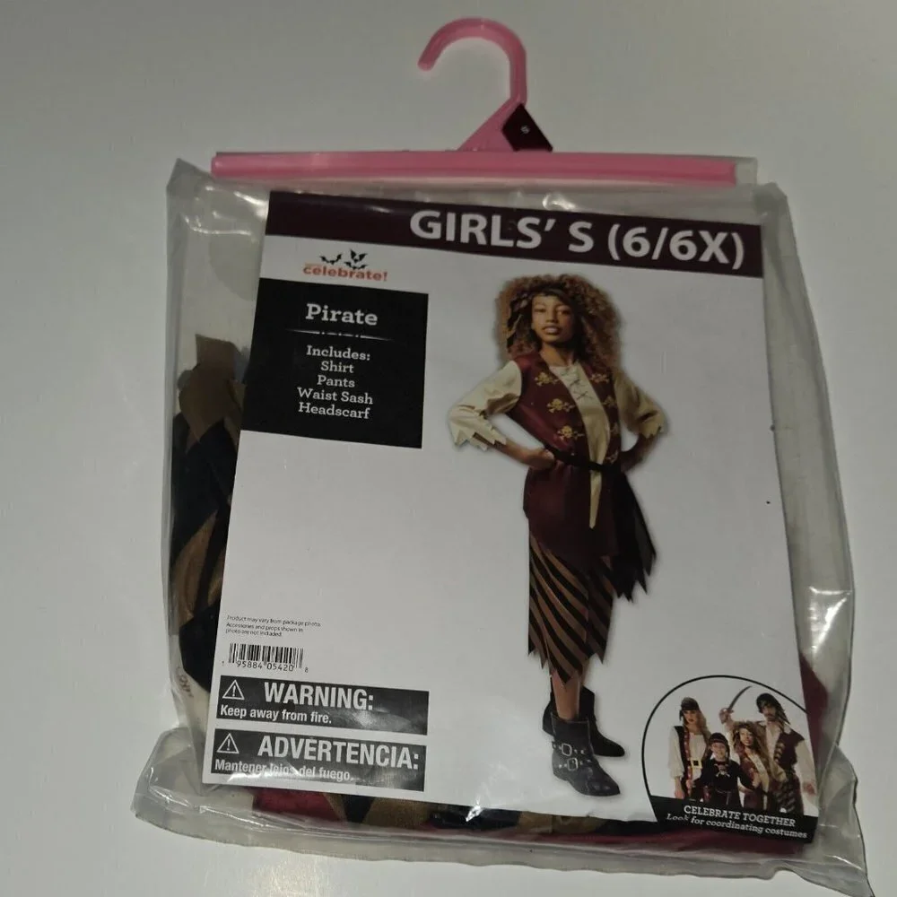 NEW Pirate Halloween Costume Girls Small 6/6X Shirt Pants Headscarf Waist Sash